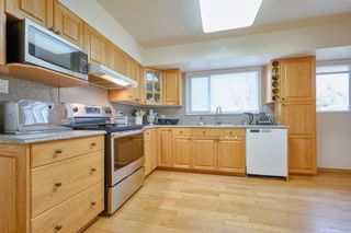 Photo 7: 963 BELMONT Avenue in North Vancouver: Edgemont House for sale : MLS®# R2679141