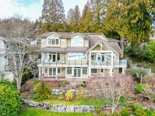 Photo 40: 2410 QUEENS Avenue in West Vancouver: Queens House for sale : MLS®# R2753994