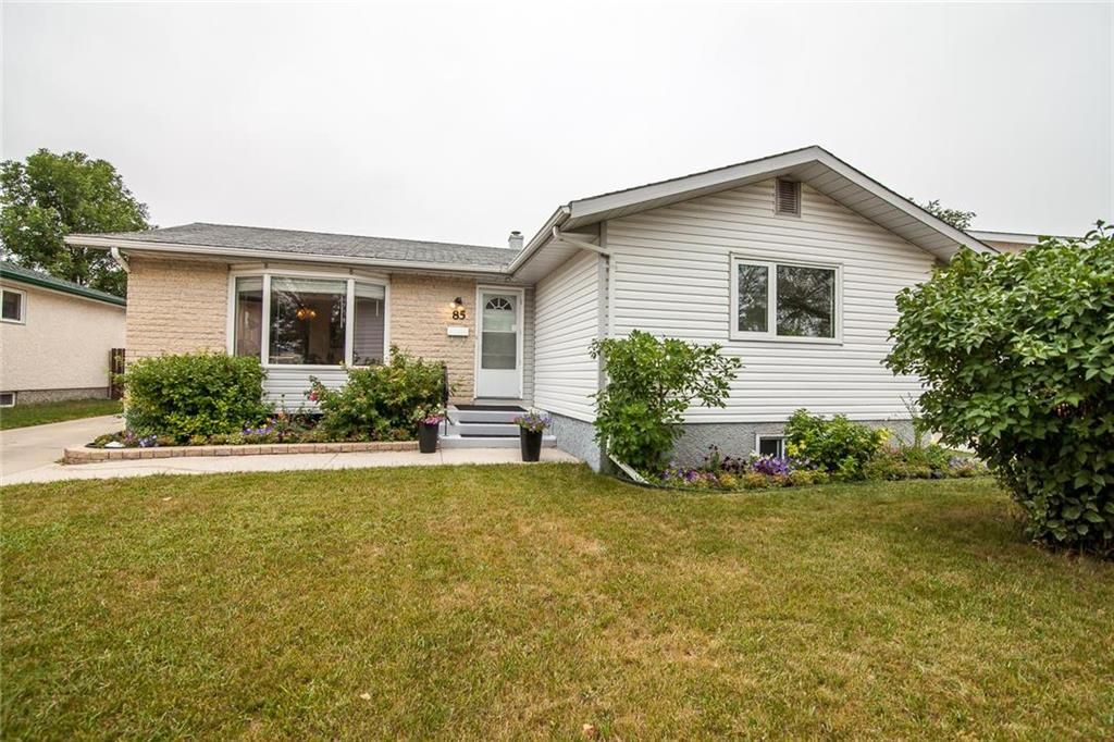 Main Photo: 85 Kenville Crescent in Winnipeg: Maples Residential for sale (4H)  : MLS®# 202020604