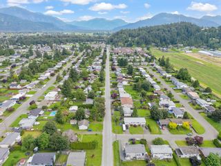 Photo 21: 9521 MCNAUGHT Road in Chilliwack: Chilliwack Proper East House for sale : MLS®# R2700603