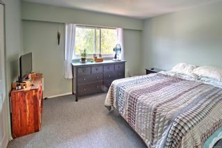 Photo 9: 1704 Carrick St in Victoria: Vi Jubilee House for sale : MLS®# 883440