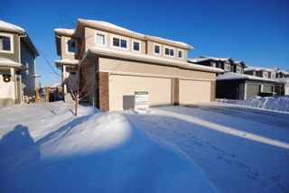 Photo 1: 592 MEADOWVIEW Drive: Fort Saskatchewan House Half Duplex for sale : MLS®# E4234544