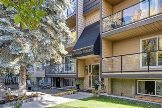 Main Photo: 303 1027 1 Avenue NW in Calgary: Sunnyside Apartment for sale : MLS®# A2004797