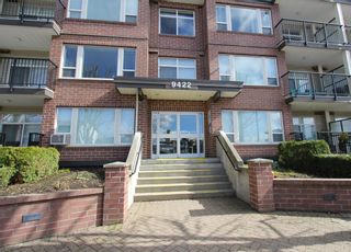 Photo 2: 103 9422 VICTOR Street in Chilliwack: Chilliwack Proper East Condo for sale in "NEWMARK" : MLS®# R2759018