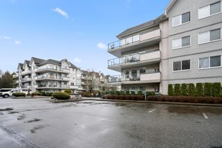 Photo 3: 212 33708 KING Road in Abbotsford: Central Abbotsford Condo for sale in "College Park Place" : MLS®# R2759385