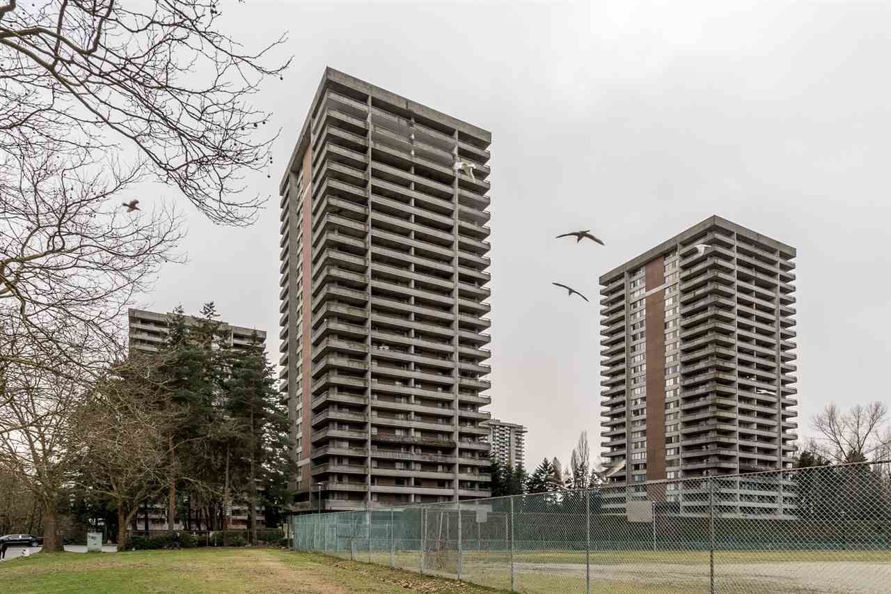 Main Photo: 1705 3755 BARTLETT Court in Burnaby: Sullivan Heights Condo for sale in "Timberlea "The Oak"" Tower B" (Burnaby North)  : MLS®# R2537229
