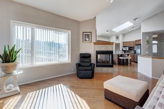Photo 9: 82 SIENNA PARK Place SW in Calgary: Signal Hill Detached for sale : MLS®# A2043544