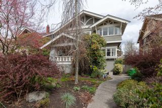 Photo 4: 1955 W 16TH Avenue in Vancouver: Kitsilano House for sale (Vancouver West)  : MLS®# R2769823