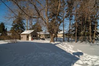 Photo 37: 493 SHARRON Bay North in Winnipeg: North Kildonan Residential for sale (3F)  : MLS®# 202204153