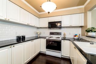 Photo 9: 409 2288 W 12TH Avenue in Vancouver: Kitsilano Condo for sale in "CONNAUGHT POINT" (Vancouver West)  : MLS®# R2256877