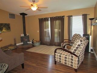 Photo 13: 13039 HUNTER'S Lane in Charlie Lake: Lakeshore Manufactured Home for sale in "BEN'S SUBDIVISION" (Fort St. John (Zone 60))  : MLS®# R2298244