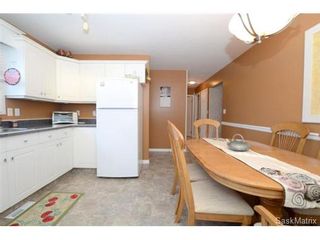Photo 3: 1056 HOWSON Street in Regina: Mount Royal Single Family Dwelling for sale (Regina Area 02)  : MLS®# 486390