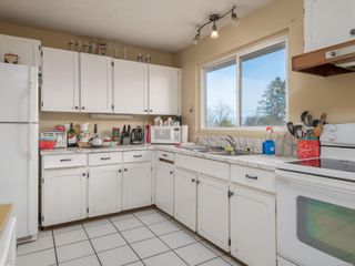 Photo 4: 570 Wakesiah Ave in Nanaimo: Na University District House for sale : MLS®# 926669