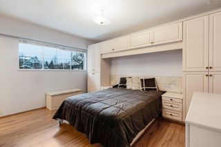 Photo 14: 864 E 14TH Street in North Vancouver: Boulevard House for sale in "Boulevard" : MLS®# R2762301