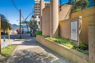 Photo 3: 1707 588 BROUGHTON Street in Vancouver: Coal Harbour Condo for sale in "Harbour Side Park" (Vancouver West)  : MLS®# R2861793