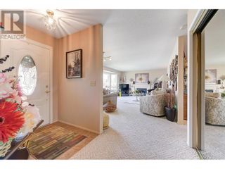 Photo 6: 1255 Raymer Avenue Unit# 573 in Kelowna: House for sale : MLS®# 10312934