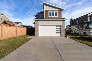 Photo 1: 109 Athabasca Crescent: Fort McMurray Detached for sale : MLS®# A2023263