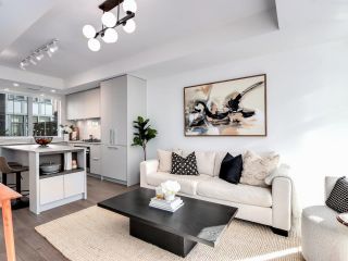 Photo 2: 120 2070 CURLING Road in North Vancouver: Pemberton NV Townhouse for sale in "MASON BY CRESSEY" : MLS®# R2876841