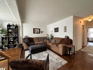 Photo 2: 449 Salter Street in Winnipeg: Sinclair Park Residential for sale (4C)  : MLS®# 202309936