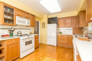 Photo 8: 4871 MCKEE Place in Burnaby: South Slope House for sale in "SOUTH SLOPE" (Burnaby South)  : MLS®# R2436670