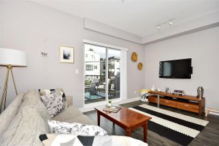 Photo 3: 209 2273 TRIUMPH Street in Vancouver: Hastings Townhouse for sale in "Triumph" (Vancouver East)  : MLS®# R2412487