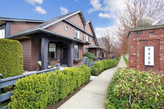 Photo 2: 71 6450 187 STREET in Surrey: Cloverdale BC Townhouse for sale (Cloverdale)  : MLS®# R2675489
