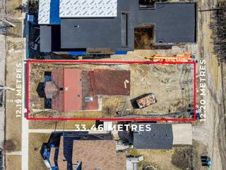 Photo 2: 721 7 Avenue NE in Calgary: Renfrew Detached for sale : MLS®# A2120827