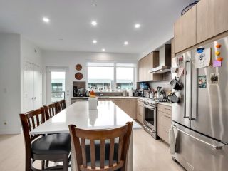 Photo 15: 25 3597 MALSUM Drive in North Vancouver: Roche Point Townhouse for sale in "Seymour Village Phase 3" : MLS®# R2739940