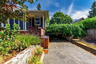 Photo 3: 1404 MacMillan Rd in Nanaimo: Na Cedar House for sale : MLS®# 886763