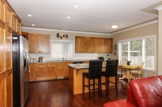 Photo 3: 4572 Benz Crescent in Upper Murrayville: Murrayville Home for sale ()  : MLS®# F1400585