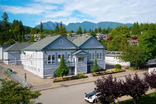 Photo 18: 203 1340 DUCHESS Avenue in West Vancouver: Ambleside Condo for sale in "DUCHESS LANE" : MLS®# R2725270
