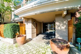 Photo 29: 208 332 LONSDALE Avenue in North Vancouver: Lower Lonsdale Condo for sale in "Calypso" : MLS®# R2860331