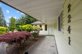 Photo 4: 2241 Seabank Rd in Courtenay: CV Courtenay North House for sale (Comox Valley)  : MLS®# 922070