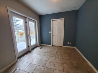 Photo 10: 637 Warsaw Avenue in Winnipeg: Crescentwood Residential for sale (1B)  : MLS®# 202227145