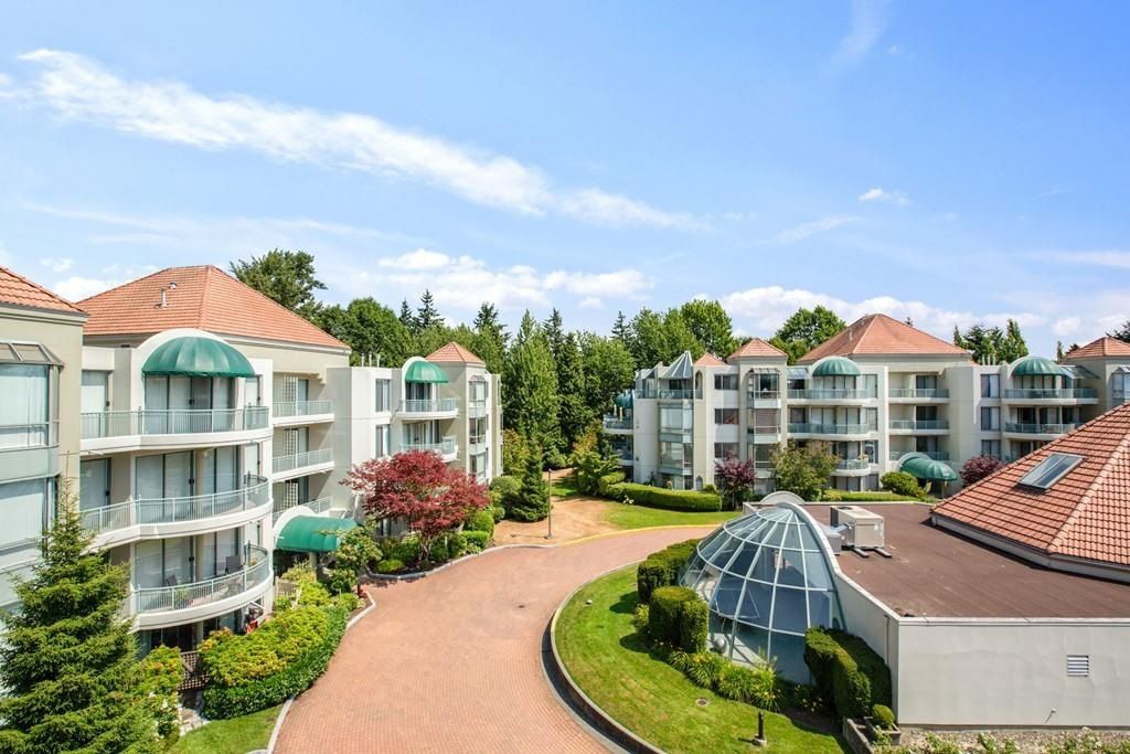 Photo 21: Photos: 407 1725 MARTIN Drive in Surrey: Sunnyside Park Surrey Condo for sale in "Southwynd" (South Surrey White Rock)  : MLS®# R2600637