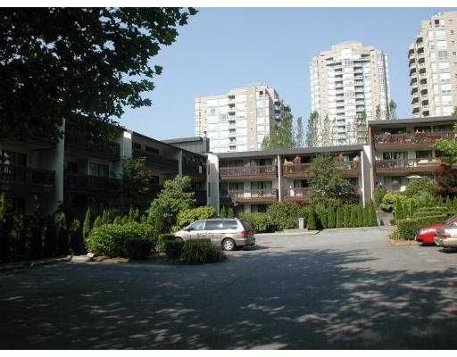 Main Photo: 215 9847 MANCHESTER Drive in Burnaby: Cariboo Condo for sale in "BARCLAY WOODS." (Burnaby North)  : MLS®# V726382