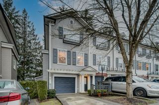 Main Photo: 5 102 FRASER Street in Port Moody: Port Moody Centre Townhouse for sale in "CORBEAU" : MLS®# R2643140