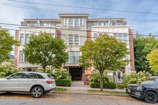 Main Photo: 202 3637 W 17TH Avenue in Vancouver: Dunbar Condo for sale (Vancouver West)  : MLS®# R2814420