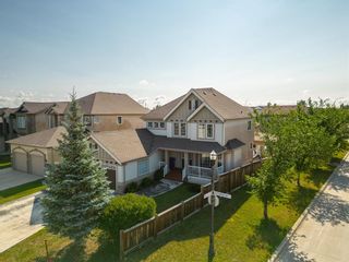 Photo 2: 100 Autumnview Drive in Winnipeg: South Pointe Residential for sale (1R)  : MLS®# 202318978