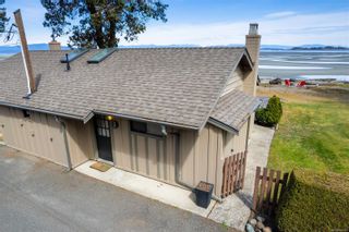 Photo 2: 6 1051 Resort Dr in Parksville: PQ Parksville Row/Townhouse for sale (Parksville/Qualicum)  : MLS®# 961793
