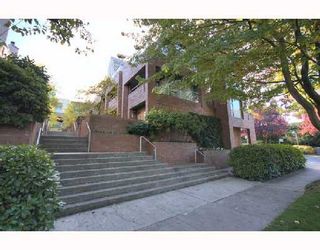 Photo 1: 6B 766 W 7TH Avenue in Vancouver: Fairview VW Townhouse for sale in "THE WILLOW COURT" (Vancouver West)  : MLS®# V738197
