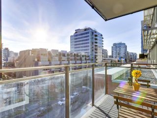 Photo 2: 607 161 E 1ST Avenue in Vancouver: Mount Pleasant VE Condo for sale in "Block 100" (Vancouver East)  : MLS®# R2841851