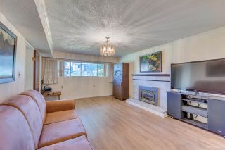 Photo 12: 2271 E 44TH Avenue in Vancouver: Killarney VE House for sale (Vancouver East)  : MLS®# R2381265