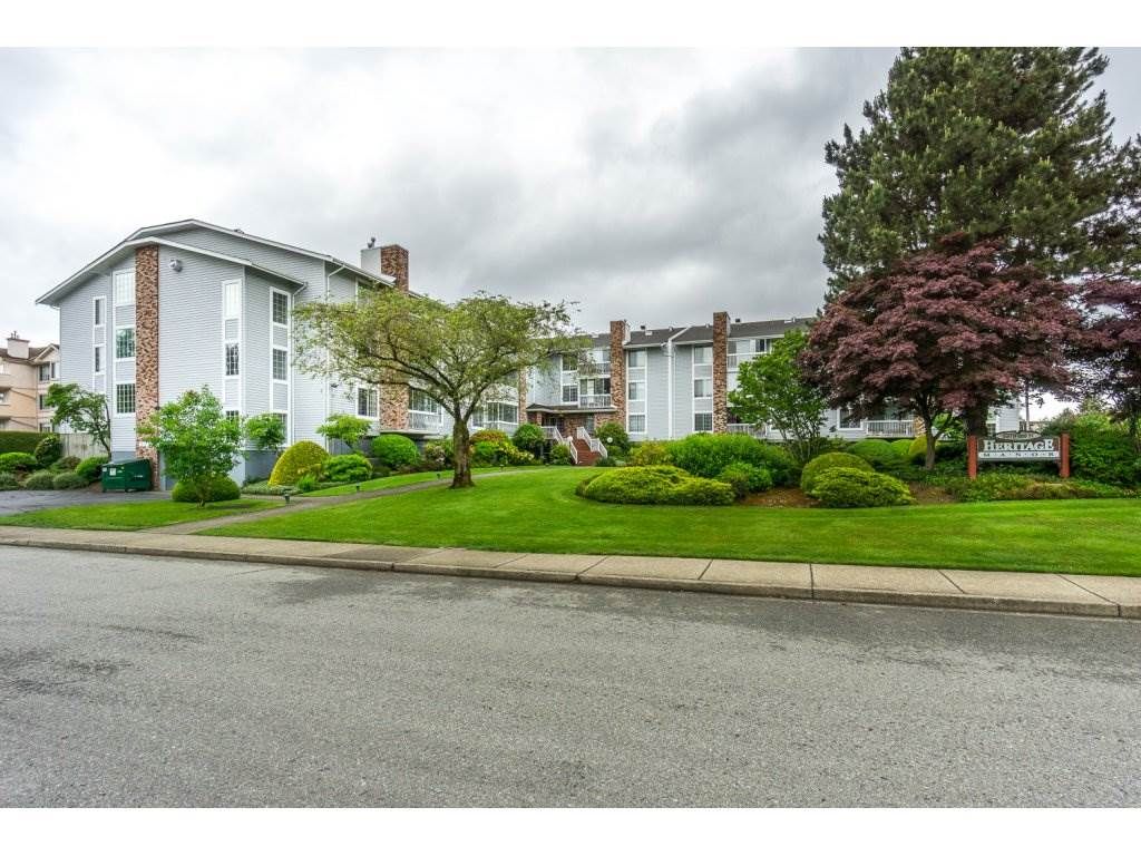 Main Photo: 335 5379 205 Street in Langley: Langley City Condo for sale in "Heritage Manor" : MLS®# R2172167