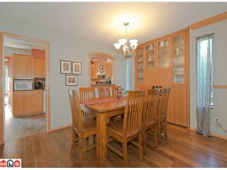 Photo 3: 15722 97A Avenue in Surrey: Guildford House for sale (North Surrey)  : MLS®# F1222888