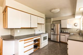 Photo 6: 915 E 13TH Street in North Vancouver: Boulevard House for sale in "Grand Boulevard" : MLS®# R2535688