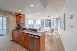 Photo 6: 1802 550 PACIFIC Street in Vancouver: Yaletown Condo for sale in "Aqua At The Park" (Vancouver West)  : MLS®# R2880131