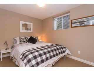 Photo 18: 6972 179A Street in Surrey: Cloverdale BC Condo for sale (Cloverdale)  : MLS®# R2189743