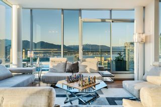 Photo 4: PH5 1288 W GEORGIA Street in Vancouver: West End VW Condo for sale (Vancouver West)  : MLS®# R2842987
