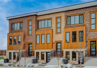 Photo 1: 87 Greenbriar Place NW in Calgary: Greenwood/Greenbriar Row/Townhouse for sale : MLS®# A2019804